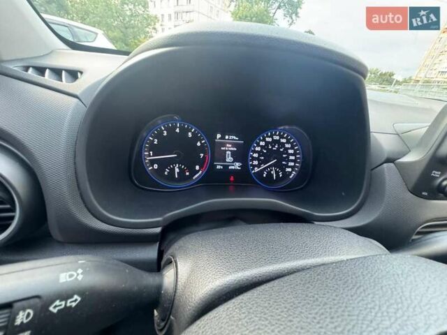 Чорний Хендай Kona, об'ємом двигуна 2 л та пробігом 70 тис. км за 17800 $, фото 5 на Automoto.ua