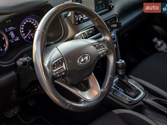 Черный Хендай Kona, объемом двигателя 1.59 л и пробегом 94 тыс. км за 16500 $, фото 9 на Automoto.ua