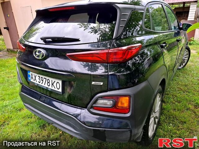 Чорний Хендай Kona, об'ємом двигуна 2 л та пробігом 18 тис. км за 17000 $, фото 4 на Automoto.ua