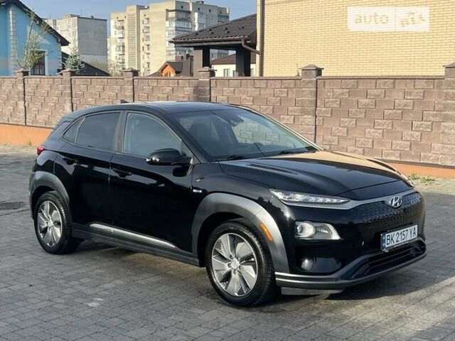 Чорний Хендай Kona, об'ємом двигуна 0 л та пробігом 160 тис. км за 17500 $, фото 1 на Automoto.ua