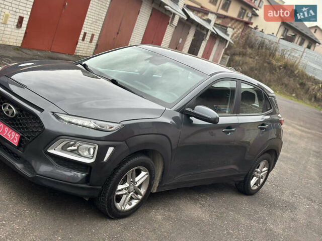 Чорний Хендай Kona, об'ємом двигуна 2 л та пробігом 137 тис. км за 14800 $, фото 2 на Automoto.ua