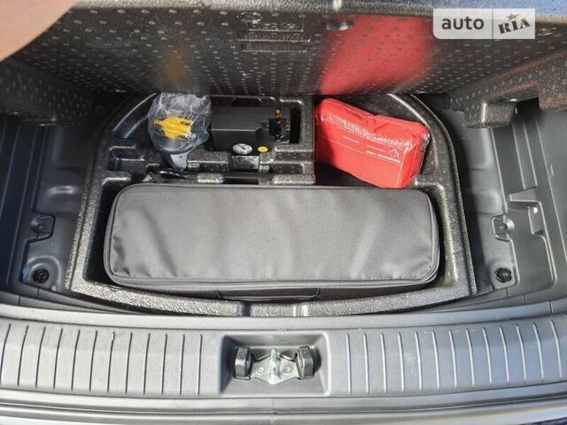 Черный Хендай Kona, объемом двигателя 0 л и пробегом 34 тыс. км за 20500 $, фото 9 на Automoto.ua