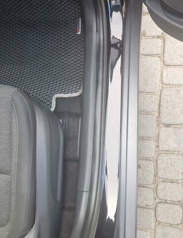 Черный Хендай Kona, объемом двигателя 0 л и пробегом 49 тыс. км за 17699 $, фото 8 на Automoto.ua