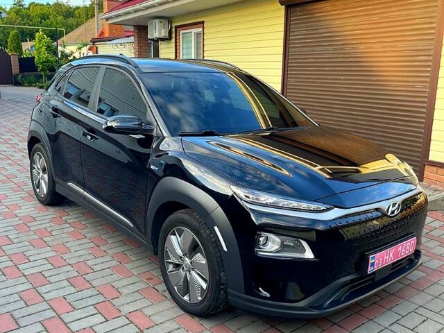 Черный Хендай Kona, объемом двигателя 0.2 л и пробегом 57 тыс. км за 18700 $, фото 1 на Automoto.ua
