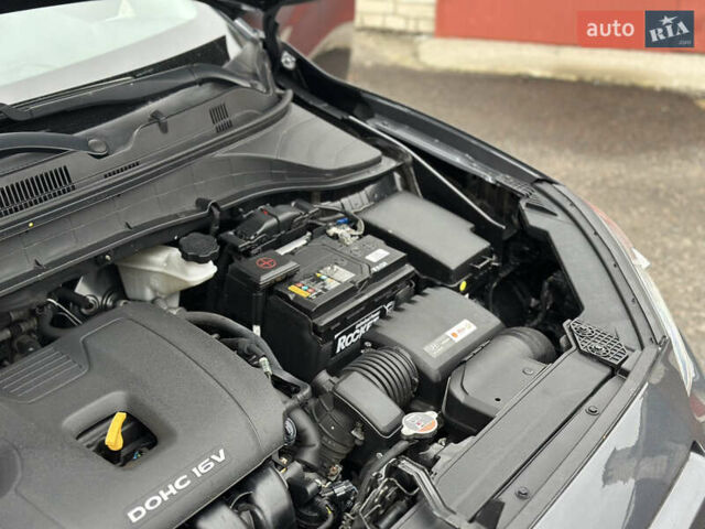 Чорний Хендай Kona, об'ємом двигуна 2 л та пробігом 137 тис. км за 14800 $, фото 11 на Automoto.ua