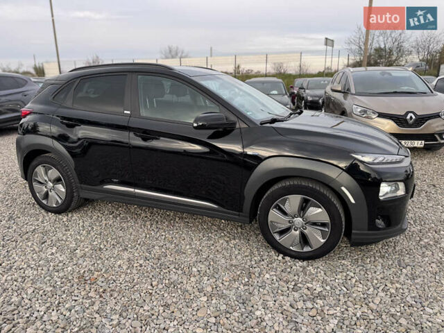 Черный Хендай Kona, объемом двигателя 0 л и пробегом 140 тыс. км за 17900 $, фото 21 на Automoto.ua
