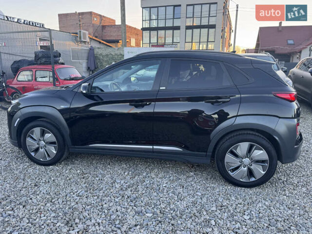 Черный Хендай Kona, объемом двигателя 0 л и пробегом 84 тыс. км за 17789 $, фото 7 на Automoto.ua