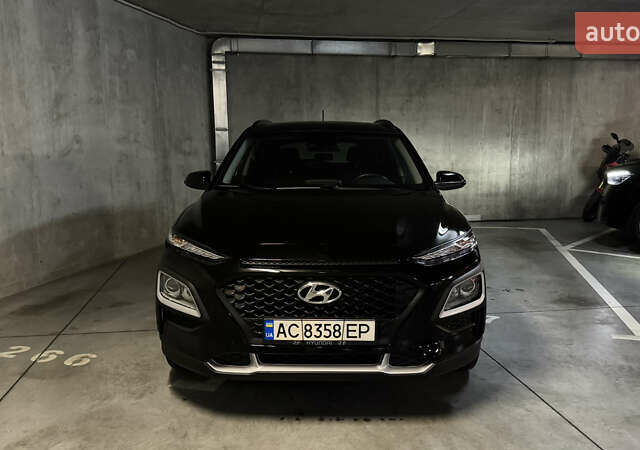 Чорний Хендай Kona, об'ємом двигуна 2 л та пробігом 31 тис. км за 18500 $, фото 1 на Automoto.ua