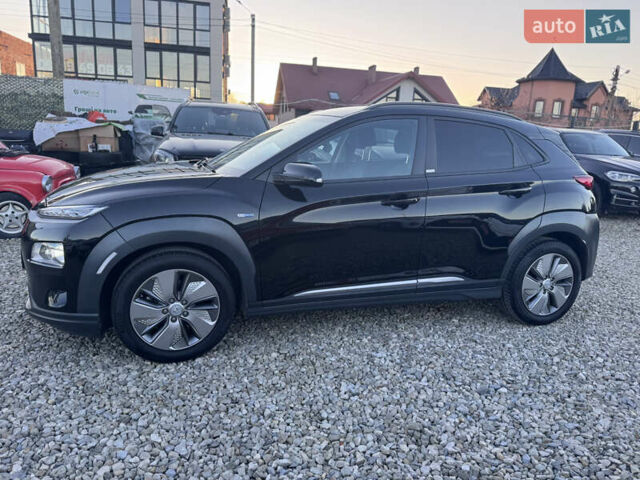 Черный Хендай Kona, объемом двигателя 0 л и пробегом 84 тыс. км за 17789 $, фото 6 на Automoto.ua