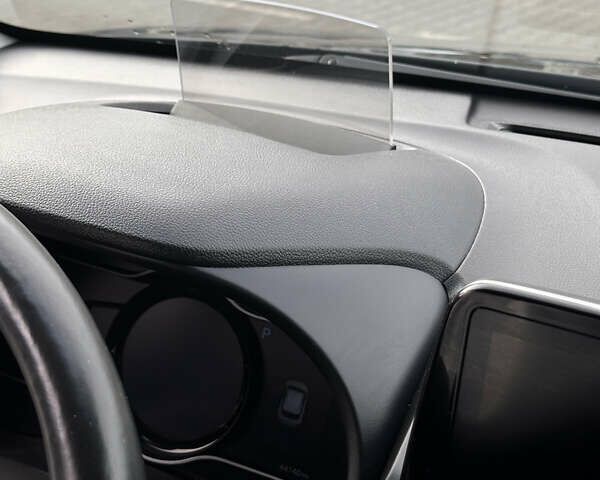 Черный Хендай Kona, объемом двигателя 0 л и пробегом 64 тыс. км за 22000 $, фото 13 на Automoto.ua