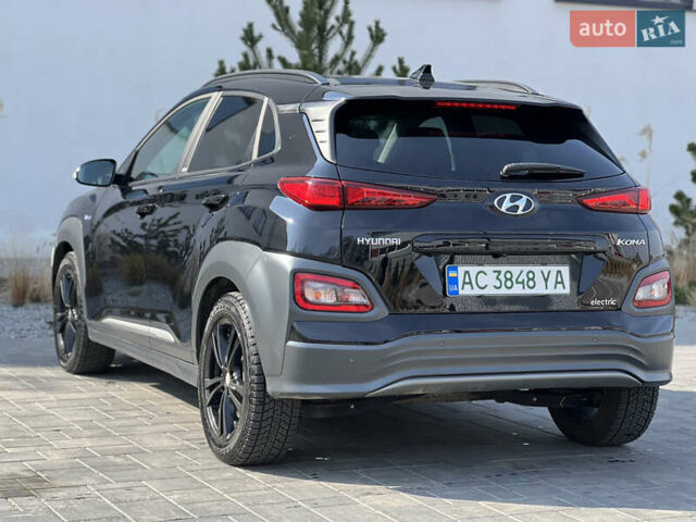 Чорний Хендай Kona, об'ємом двигуна 0 л та пробігом 100 тис. км за 16999 $, фото 14 на Automoto.ua