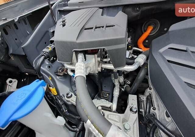 Черный Хендай Kona, объемом двигателя 0 л и пробегом 102 тыс. км за 17999 $, фото 25 на Automoto.ua