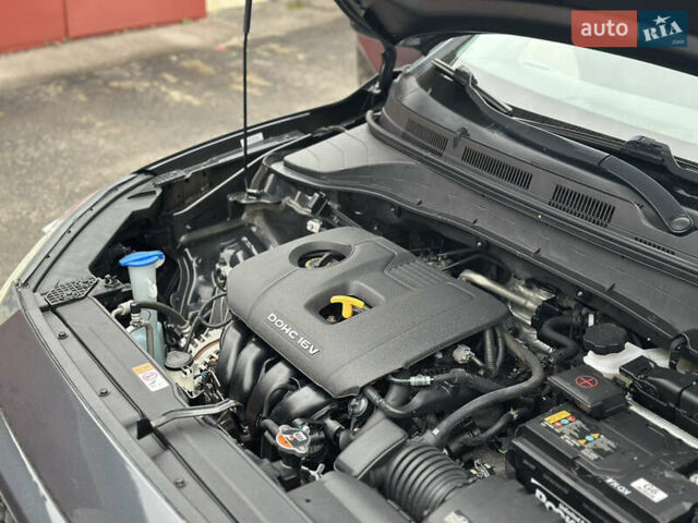 Чорний Хендай Kona, об'ємом двигуна 2 л та пробігом 137 тис. км за 14800 $, фото 10 на Automoto.ua