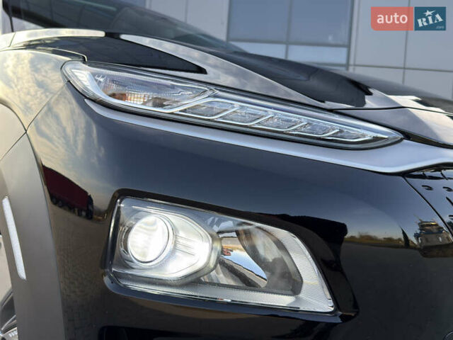 Черный Хендай Kona, объемом двигателя 0 л и пробегом 137 тыс. км за 16800 $, фото 36 на Automoto.ua