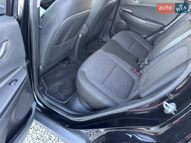 Черный Хендай Kona, объемом двигателя 0 л и пробегом 84 тыс. км за 17789 $, фото 38 на Automoto.ua