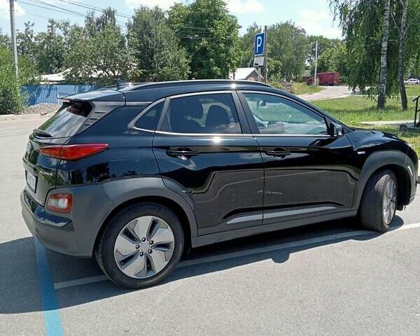 Чорний Хендай Kona, об'ємом двигуна 0 л та пробігом 127 тис. км за 16500 $, фото 5 на Automoto.ua
