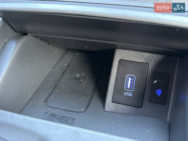 Черный Хендай Kona, объемом двигателя 0 л и пробегом 137 тыс. км за 16800 $, фото 23 на Automoto.ua