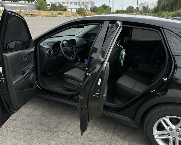 Чорний Хендай Kona, об'ємом двигуна 2 л та пробігом 24 тис. км за 15500 $, фото 16 на Automoto.ua