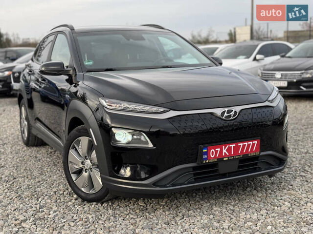 Черный Хендай Kona, объемом двигателя 0 л и пробегом 140 тыс. км за 17900 $, фото 32 на Automoto.ua