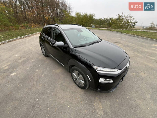 Чорний Хендай Kona, об'ємом двигуна 0 л та пробігом 41 тис. км за 17500 $, фото 10 на Automoto.ua