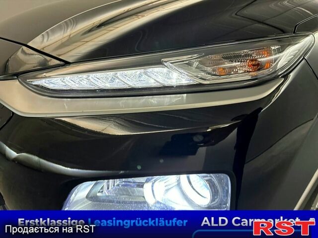 Чорний Хендай Kona, об'ємом двигуна 0 л та пробігом 60 тис. км за 22000 $, фото 13 на Automoto.ua