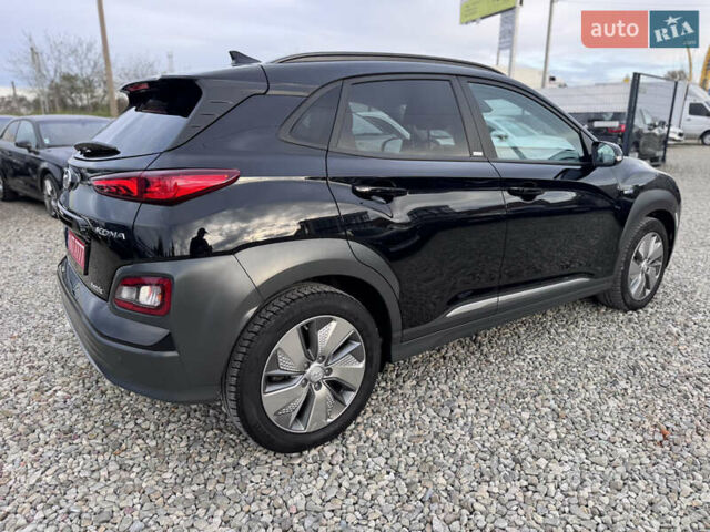 Черный Хендай Kona, объемом двигателя 0 л и пробегом 140 тыс. км за 17900 $, фото 16 на Automoto.ua