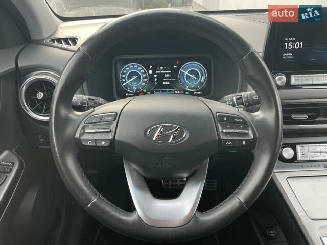 Черный Хендай Kona, объемом двигателя 0 л и пробегом 34 тыс. км за 19800 $, фото 56 на Automoto.ua