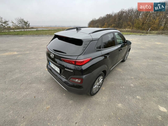 Чорний Хендай Kona, об'ємом двигуна 0 л та пробігом 41 тис. км за 17500 $, фото 13 на Automoto.ua
