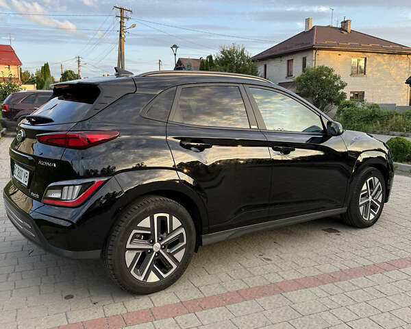 Черный Хендай Kona, объемом двигателя 0 л и пробегом 34 тыс. км за 19800 $, фото 13 на Automoto.ua