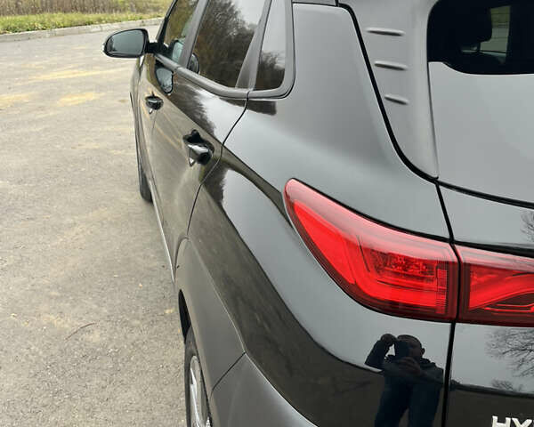 Чорний Хендай Kona, об'ємом двигуна 0 л та пробігом 41 тис. км за 17500 $, фото 8 на Automoto.ua