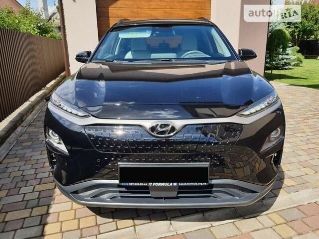 Черный Хендай Kona, объемом двигателя 0 л и пробегом 34 тыс. км за 20500 $, фото 2 на Automoto.ua