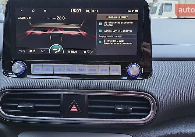 Черный Хендай Kona, объемом двигателя 0 л и пробегом 102 тыс. км за 17999 $, фото 21 на Automoto.ua