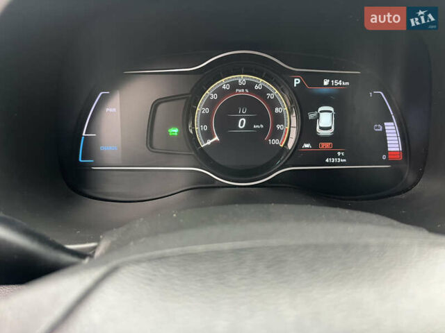 Чорний Хендай Kona, об'ємом двигуна 0 л та пробігом 41 тис. км за 17500 $, фото 21 на Automoto.ua