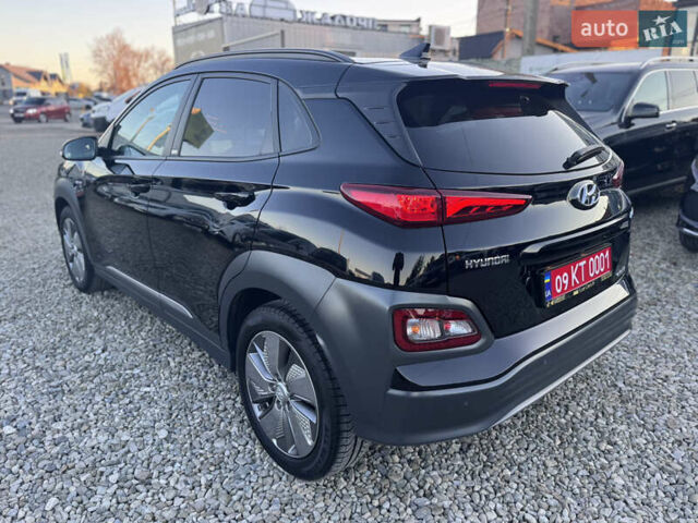 Черный Хендай Kona, объемом двигателя 0 л и пробегом 84 тыс. км за 17789 $, фото 8 на Automoto.ua