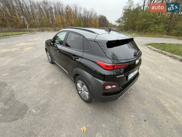 Чорний Хендай Kona, об'ємом двигуна 0 л та пробігом 41 тис. км за 17500 $, фото 12 на Automoto.ua