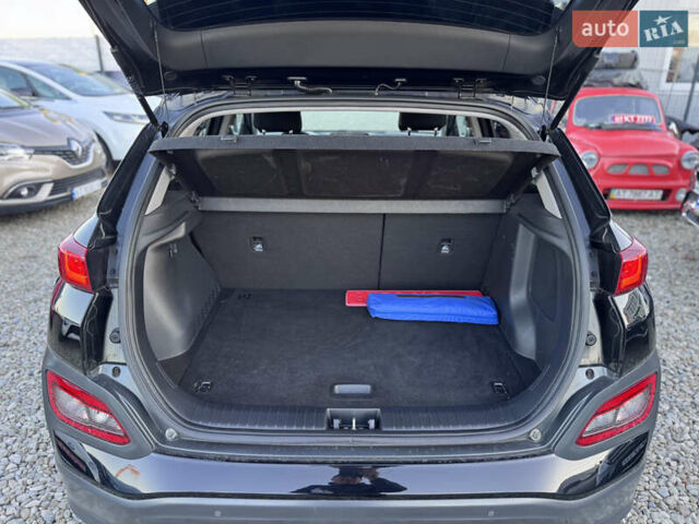 Черный Хендай Kona, объемом двигателя 0 л и пробегом 84 тыс. км за 17789 $, фото 41 на Automoto.ua