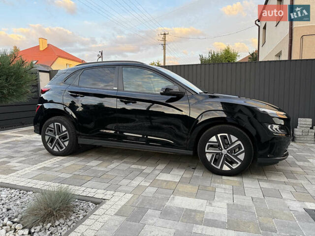 Черный Хендай Kona, объемом двигателя 0 л и пробегом 34 тыс. км за 19800 $, фото 87 на Automoto.ua