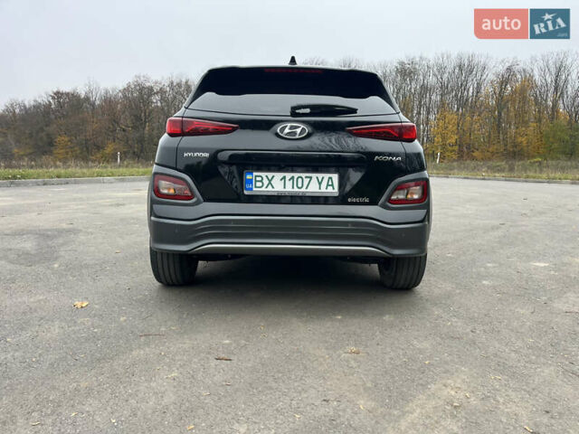 Чорний Хендай Kona, об'ємом двигуна 0 л та пробігом 41 тис. км за 17500 $, фото 5 на Automoto.ua