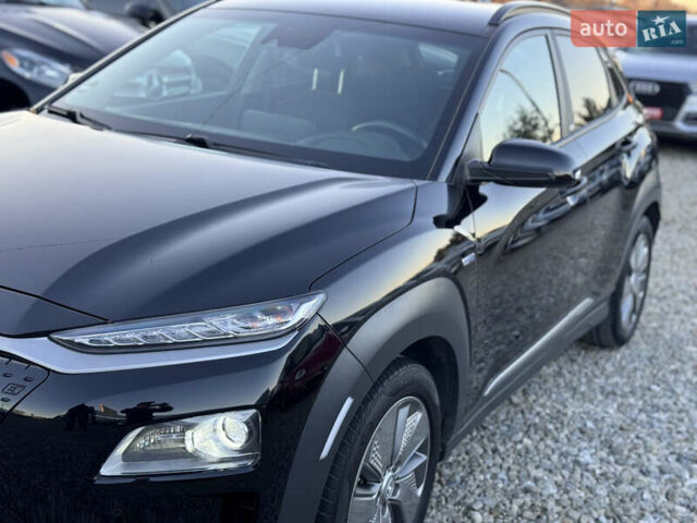 Черный Хендай Kona, объемом двигателя 0 л и пробегом 84 тыс. км за 17789 $, фото 21 на Automoto.ua