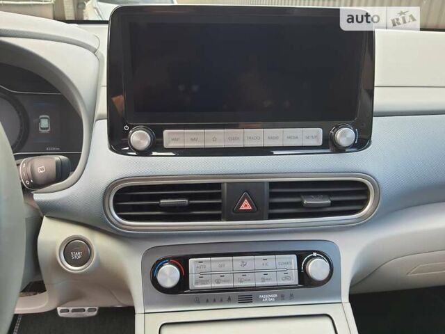 Черный Хендай Kona, объемом двигателя 0 л и пробегом 34 тыс. км за 20500 $, фото 22 на Automoto.ua