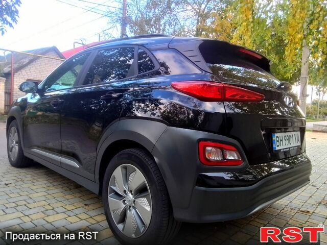 Чорний Хендай Kona, об'ємом двигуна 0 л та пробігом 60 тис. км за 22000 $, фото 6 на Automoto.ua