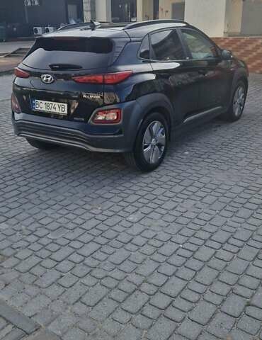 Черный Хендай Kona, объемом двигателя 0 л и пробегом 49 тыс. км за 17699 $, фото 6 на Automoto.ua