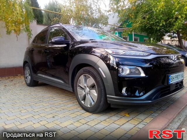 Чорний Хендай Kona, об'ємом двигуна 0 л та пробігом 60 тис. км за 22000 $, фото 4 на Automoto.ua