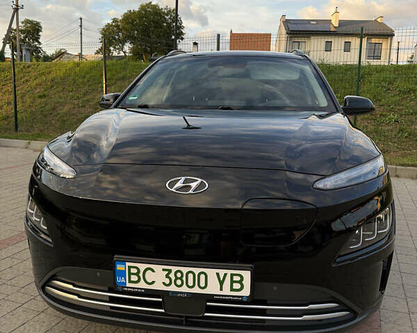 Черный Хендай Kona, объемом двигателя 0 л и пробегом 34 тыс. км за 19800 $, фото 4 на Automoto.ua