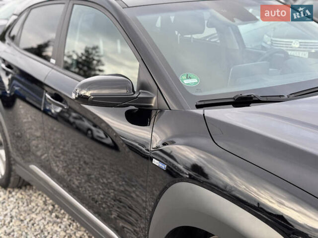 Черный Хендай Kona, объемом двигателя 0 л и пробегом 140 тыс. км за 17900 $, фото 24 на Automoto.ua