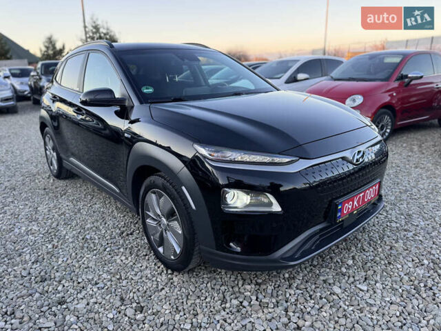 Черный Хендай Kona, объемом двигателя 0 л и пробегом 84 тыс. км за 17789 $, фото 18 на Automoto.ua