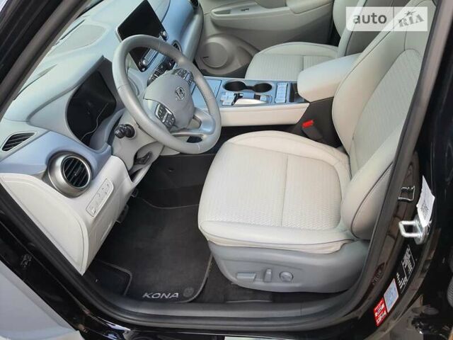 Черный Хендай Kona, объемом двигателя 0 л и пробегом 34 тыс. км за 20500 $, фото 16 на Automoto.ua