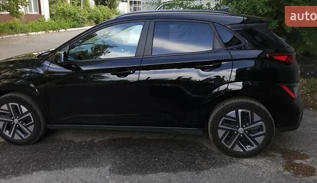 Черный Хендай Kona, объемом двигателя 0 л и пробегом 141 тыс. км за 18350 $, фото 6 на Automoto.ua
