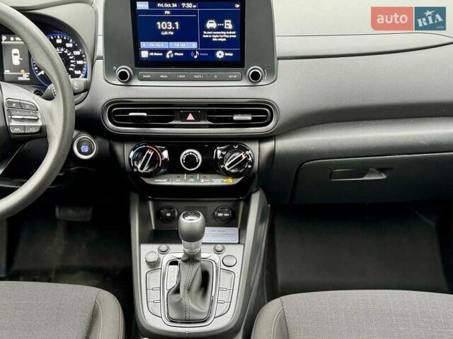 Черный Хендай Kona, объемом двигателя 2 л и пробегом 37 тыс. км за 16900 $, фото 24 на Automoto.ua