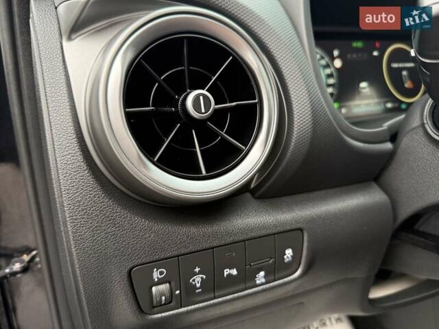 Черный Хендай Kona, объемом двигателя 0 л и пробегом 94 тыс. км за 19450 $, фото 13 на Automoto.ua